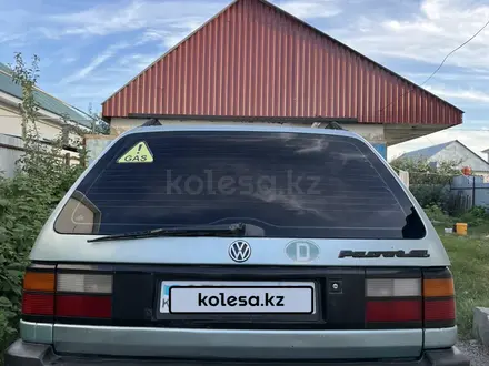 Volkswagen Passat 1991 года за 1 500 000 тг. в Уральск – фото 3