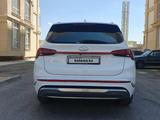 Hyundai Santa Fe 2021 года за 21 500 000 тг. в Шымкент – фото 3
