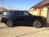 Toyota Highlander 2021 года за 27 000 000 тг. в Уральск – фото 4