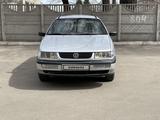 Volkswagen Passat 1994 года за 2 450 000 тг. в Павлодар – фото 4