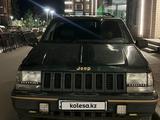 Jeep Grand Cherokee 1996 года за 3 200 000 тг. в Караганда