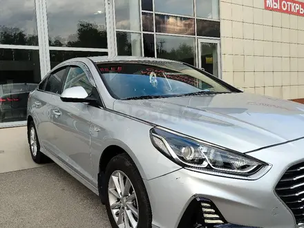 Hyundai Sonata 2021 года за 8 600 000 тг. в Алматы – фото 2