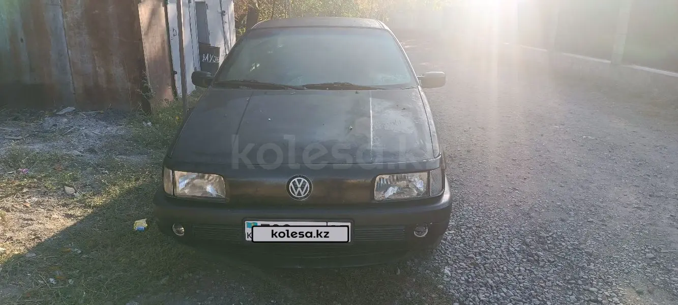 Volkswagen Passat, 1989