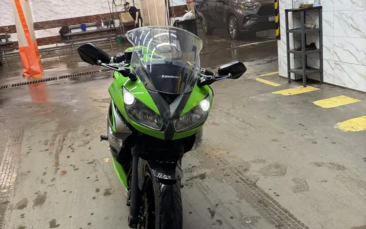 Kawasaki  Ninja 400 2011 года за 2 500 000 тг. в Астана