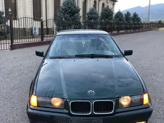BMW 3 Series, 1992