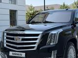 Cadillac Escalade 2018 года за 30 000 000 тг. в Алматы – фото 2