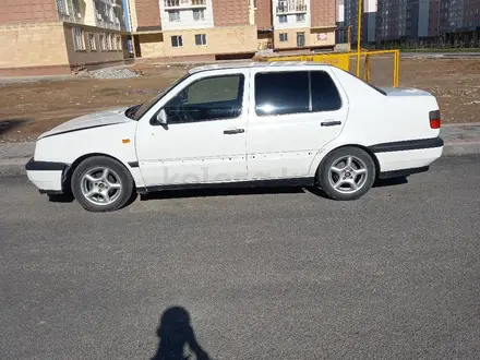 Volkswagen Vento 1996 года за 600 000 тг. в Шымкент