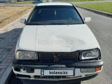 Volkswagen Vento 1996 года за 600 000 тг. в Шымкент – фото 2