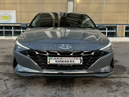 Hyundai Elantra 2021 года за 10 800 000 тг. в Шымкент