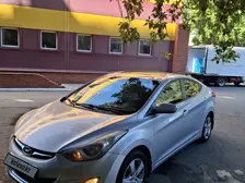 Hyundai Elantra, 2012