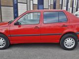 Volkswagen Vento 1992 года за 2 250 000 тг. в Караганда – фото 2