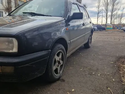 Volkswagen Golf 1994 года за 1 700 000 тг. в Экибастуз – фото 2