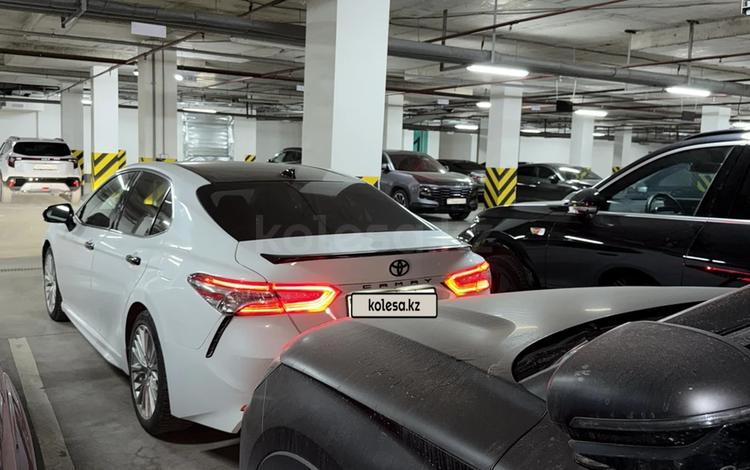 Toyota Camry — миниатюра 2