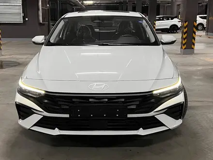 Hyundai Elantra 2024 года за 8 700 000 тг. в Алматы