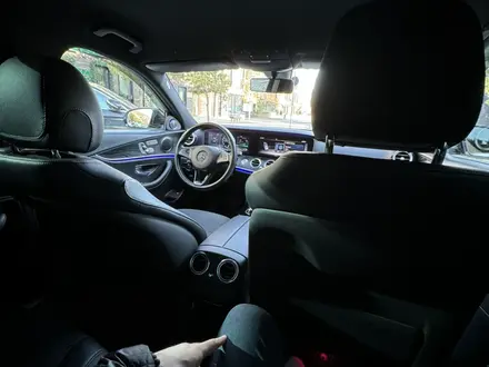 Mercedes-Benz E 200 2018 года за 21 000 000 тг. в Алматы – фото 12