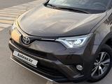 Toyota RAV4 2019 года за 9 800 000 тг. в Алматы – фото 3