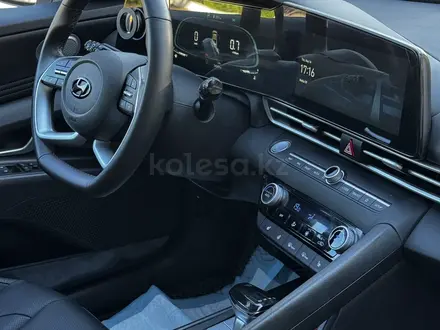 Hyundai Elantra 2024 года за 8 450 000 тг. в Караганда – фото 14