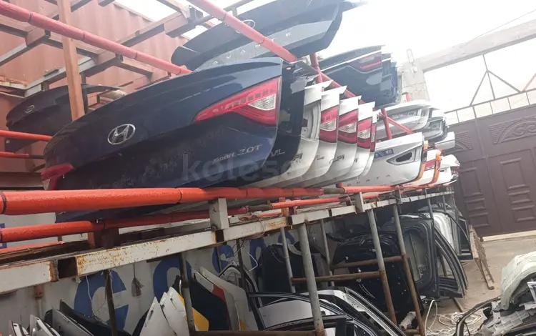 Задняя крышка багажа на HYUNDAI И KIAүшін150 000 тг. в Шымкент