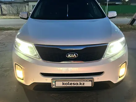 Kia Sorento 2014 года за 10 000 000 тг. в Уральск – фото 2