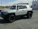 Toyota FJ Cruiser 2006 годаүшін13 000 000 тг. в Актау