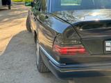 Mercedes-Benz E 200 1994 годаүшін1 600 000 тг. в Павлодар – фото 4