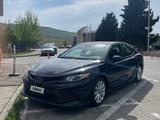 Toyota Camry 2020 года за 7 150 000 тг. в Уральск