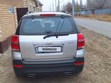 Chevrolet Captiva 2014 года за 7 000 000 тг. в Атырау – фото 2
