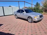 Mercedes-Benz C 180 1994 года за 1 300 000 тг. в Астана – фото 3