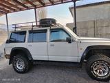 Nissan Patrol 1995 годаүшін4 800 000 тг. в Тараз