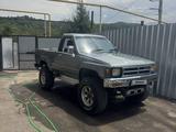 Toyota Hilux Surf 1988 годаүшін3 500 000 тг. в Алматы – фото 4