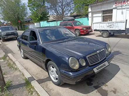 Mercedes-Benz E 280 1998 годаүшін2 700 000 тг. в Алматы – фото 2