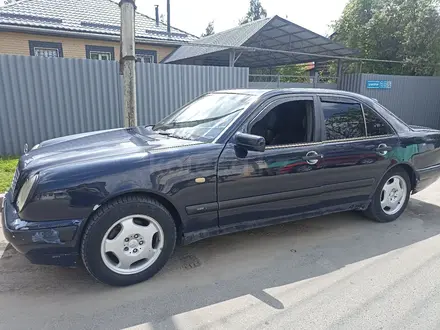 Mercedes-Benz E 280 1998 годаүшін2 700 000 тг. в Алматы – фото 4