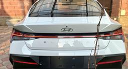 Hyundai Elantra 2024 года за 8 447 000 тг. в Алматы – фото 5