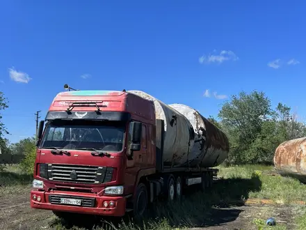 Howo  6X4 2009 года за 12 500 000 тг. в Актобе – фото 2