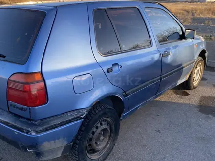 Volkswagen Golf 1992 года за 500 000 тг. в Караганда – фото 3