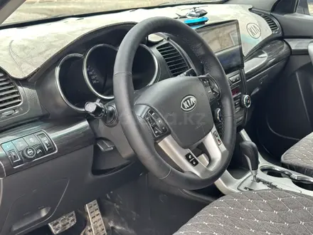 Kia Sorento 2010 года за 5 900 000 тг. в Актобе – фото 14