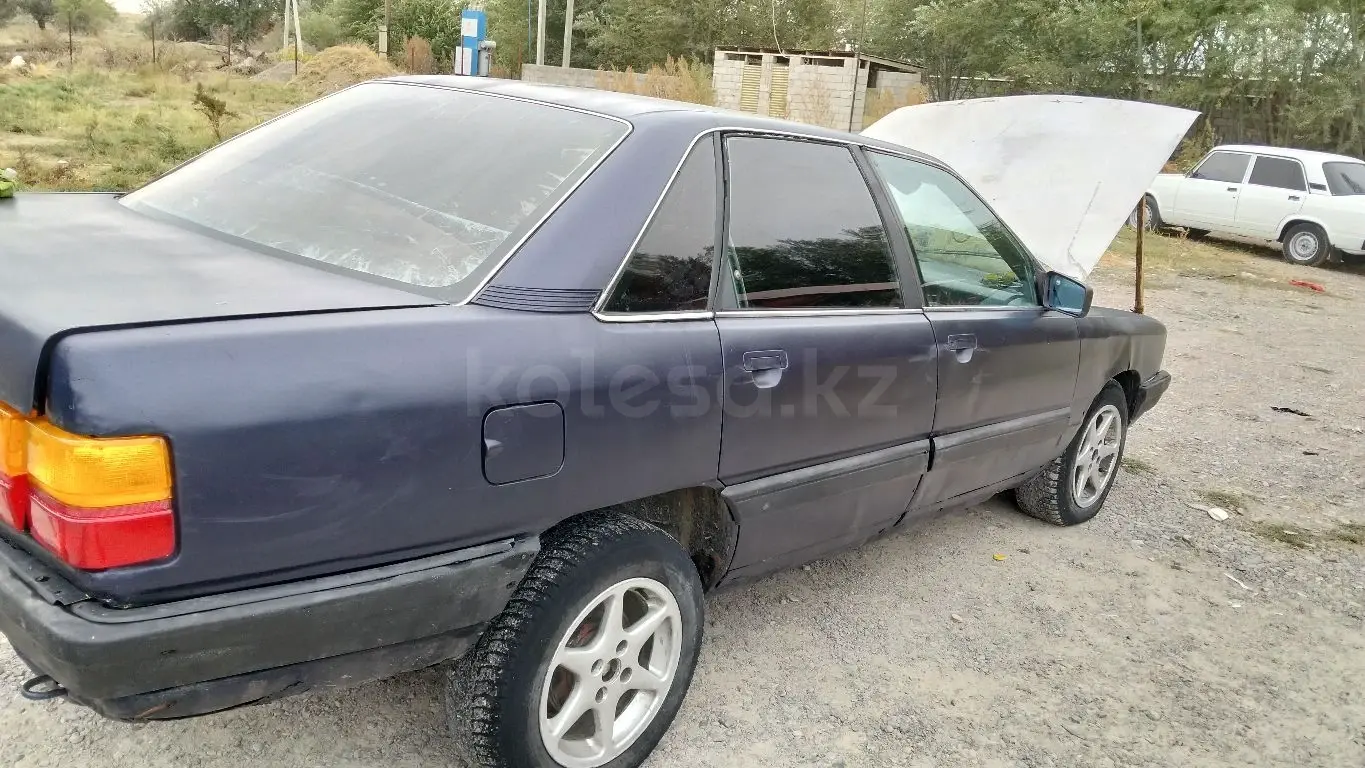 Audi 100, 1988