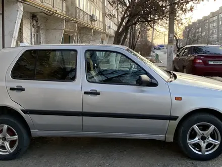 Volkswagen Golf 1993 года за 900 000 тг. в Кызылорда – фото 3