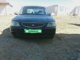 Hyundai Accent 2004 года за 2 400 000 тг. в Актобе – фото 2