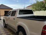 Toyota Hilux 2014 годаfor9 900 000 тг. в Атырау – фото 3