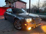 Chrysler 300C 2006 года за 6 700 000 тг. в Алматы – фото 3