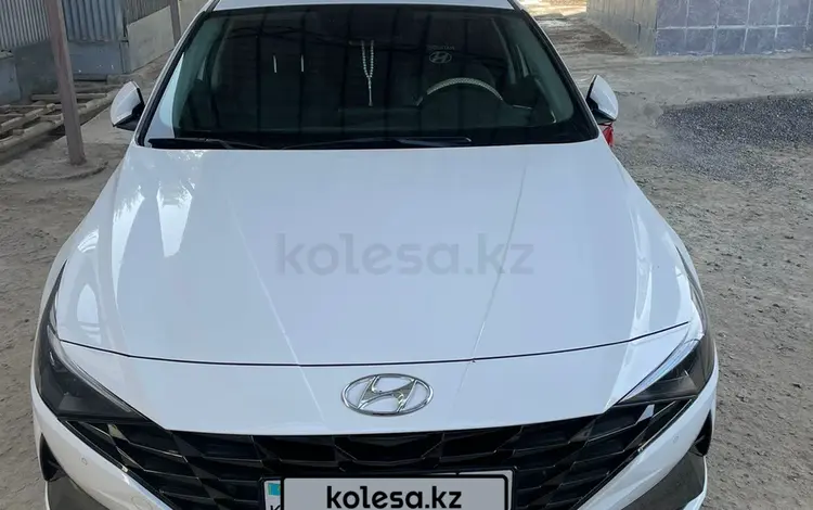 Hyundai Elantra 2023 года за 13 000 000 тг. в Астана