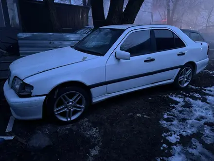 Mercedes-Benz C 220 1997 года за 1 490 000 тг. в Алматы – фото 6