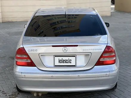 Mercedes-Benz C 200 2004 года за 3 000 000 тг. в Астана – фото 5