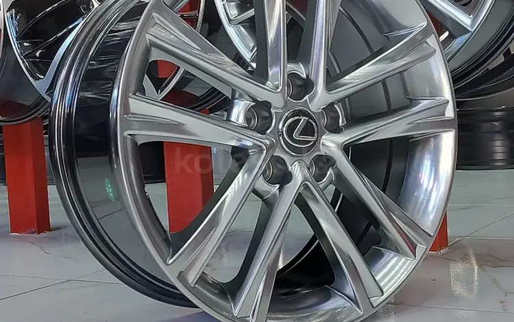 R18. Toyota Camry 70. за 260 000 тг. в Алматы