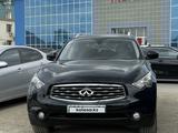 Infiniti FX35 2010 года за 7 650 000 тг. в Актобе – фото 2