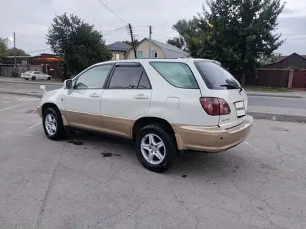 Toyota Harrier 1998 года за 4 200 000 тг. в Алматы – фото 9