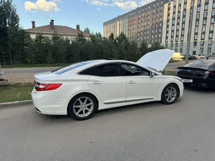 Hyundai Azera 2012 года за 7 500 000 тг. в Астана – фото 3