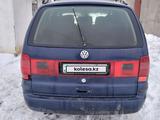 Volkswagen Sharan 2001 годаүшін1 700 000 тг. в Астана