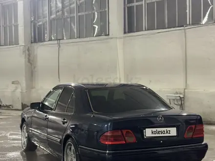 Mercedes-Benz E 280 1996 года за 3 200 000 тг. в Тараз – фото 4